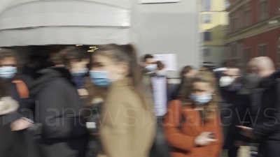 Scene from A Milano assembramenti sul set del nuovo film di Lady Gaga