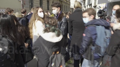 Scene from A Milano assembramenti sul set del nuovo film di Lady Gaga