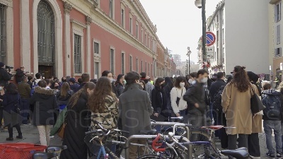 Scene from A Milano assembramenti sul set del nuovo film di Lady Gaga
