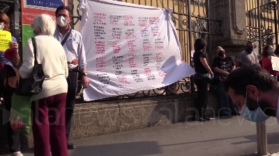 Scene from Pio Albergo Trivulzio, il comitato delle vittime : "Qui per chiedere giustizia e verità"