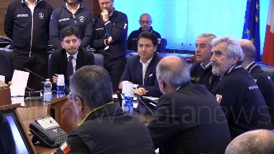 Scene from Coronavirus, Conte alla Protezione Civile: le immagini dal Comitato operativo