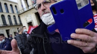 Scene from Milano, le voci dalla piazza contro il Ddl Zan: "Legge satanica contro la vita e la famiglia"