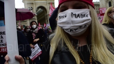 Scene from Milano, le voci dalla piazza contro il Ddl Zan: "Legge satanica contro la vita e la famiglia"