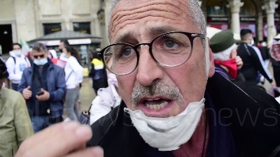Scene from Milano, le voci dalla piazza contro il Ddl Zan: "Legge satanica contro la vita e la famiglia"
