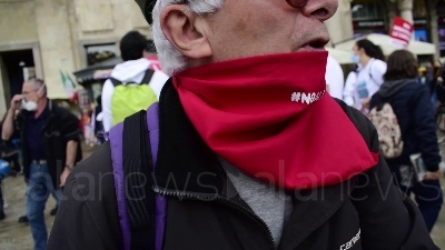 Scene from Milano, le voci dalla piazza contro il Ddl Zan: "Legge satanica contro la vita e la famiglia"