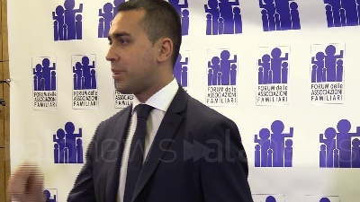 Scene from Famiglia, Di Maio: "Crescita demografica più importante di crescita economica"