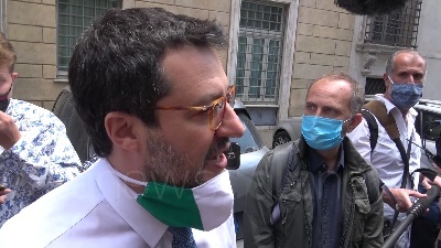 Scene from Open Arms, Salvini: "Giustizia è fatta, Renzi? Non l'ho sentito"