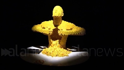 Scene from A Milano The Art of the Brick, 100 sculture con i Lego