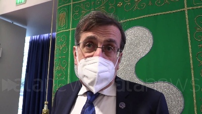Scene from Studio Covid, rettore Statale Milano: "In Italia uno dei primi casi al mondo di Coronavirus"
