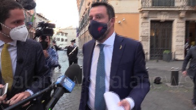 Scene from Informativa Conte, Salvini: "Lontano dalla realtà"