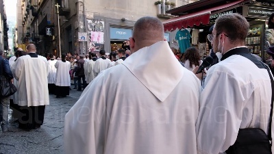 Scene from Napoli, miracolo di San Gennaro: niente attesa, sangue liquefatto in pochi minuti