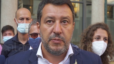 Scene from Salvini: "Rivelazioni Zan? Mi mancavano deputati guardoni"