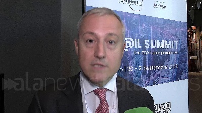 Scene from Retail, i nativi digitali vanno ancora nei negozi
