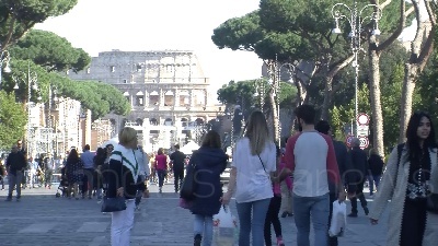 Scene from Domenica ecologica a Roma, tra metro chiuse e centro affollato