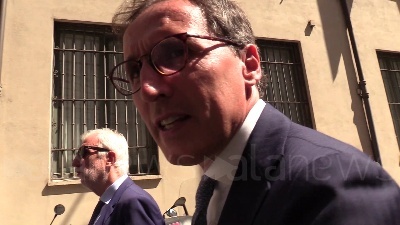 Scene from Boccia: "Nominato Gentiloni all'unanimità e con il sorriso di tutti"
