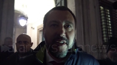 Scene from Decretone, Salvini: "Quota 100 per gli italiani. Nuova governance INPS e INAIL"