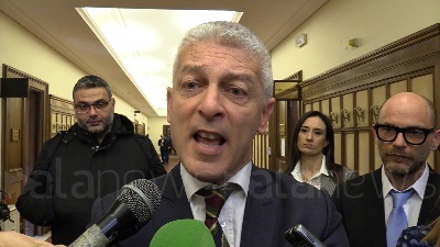 Scene from Salvini, Morra: "Decidono i cittadini? Vige la legge, eventualmente si modifica la legge"