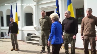 Scene from Giornata dell'Europa, Von der Leyen incontra Zelensky a Kiev