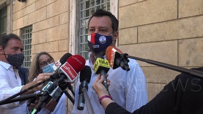 Scene from Covid, Salvini: "Al lavoro per togliere le mascherine"