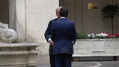 Scene from Ue, Juncker a Palazzo Chigi per il vertice con il premier Conte