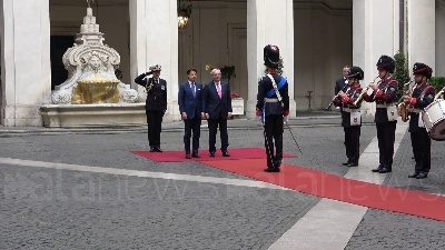 Scene from Ue, Juncker a Palazzo Chigi per il vertice con il premier Conte