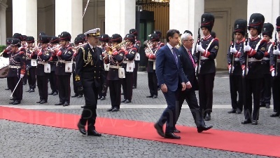 Scene from Ue, Juncker a Palazzo Chigi per il vertice con il premier Conte