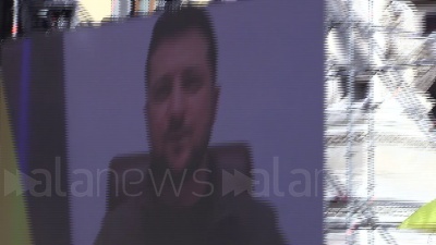 Scene from Ucraina, Zelensky alla manifestazione di Firenze: "Stare insieme all'Ue è importante per noi"