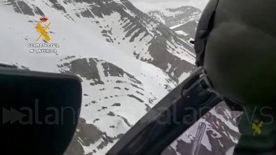 Scene from Spagna, alpinisti bloccati a duemila metri d'altezza: salvati dalla Guardia Civil