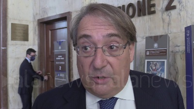 Scene from Roberto Napoletano condannato a 2 anni e mezzo per irregolarità dei conti