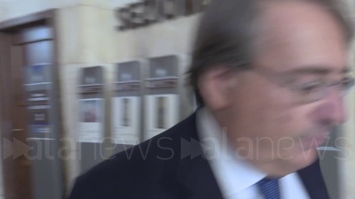 Scene from Roberto Napoletano condannato a 2 anni e mezzo per irregolarità dei conti