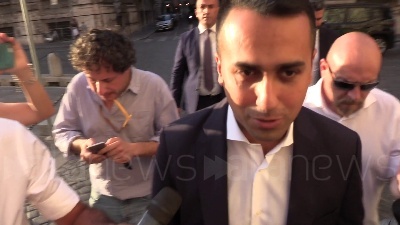 Scene from Governo, Di Maio: "Io tranquillo, pagato per lavorare per l'Italia"