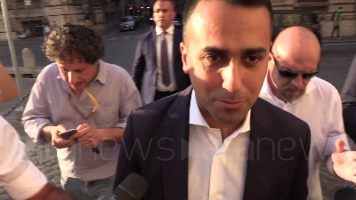 Scene from Governo, Di Maio: "Io tranquillo, pagato per lavorare per l'Italia"