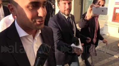 Scene from Governo, Di Maio: "Io tranquillo, pagato per lavorare per l'Italia"