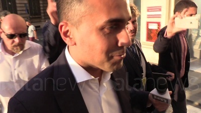 Scene from Governo, Di Maio: "Io tranquillo, pagato per lavorare per l'Italia"
