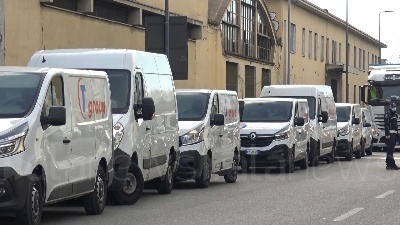 Scene from Amazon, sciopero a Milano: "Basta precariato, lavoratori non sono usa e getta"