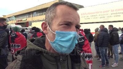 Scene from Amazon, sciopero a Milano: "Basta precariato, lavoratori non sono usa e getta"