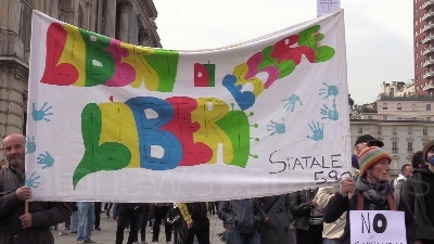 Scene from Green Pass, a Torino in centinaia protestano tra dipendenti comunali e Gtt