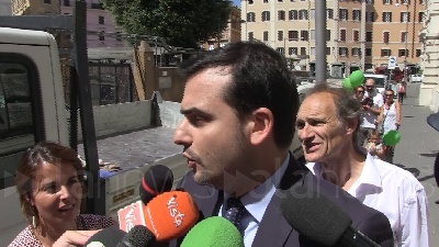 Scene from Governo, Sibilia: "No esecutivo Bibbiano ma Salvini babbione"