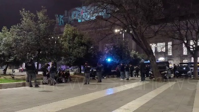 Scene from Milano, accoltellati passanti in zona Stazione Centrale