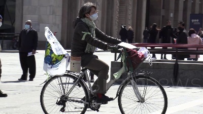 Scene from Milano, Bike Strike di Fridays for Future in Duomo: "Basta false promesse"