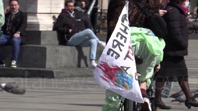 Scene from Milano, Bike Strike di Fridays for Future in Duomo: "Basta false promesse"