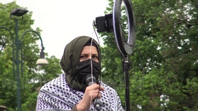 Scene from Milano, centinaia di palestinesi manifestano davanti al Castello
