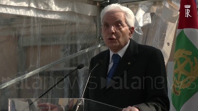 Scene from Ucraina, Mattarella: "Pace in pericolo, l'Europa non può accettare la guerra"