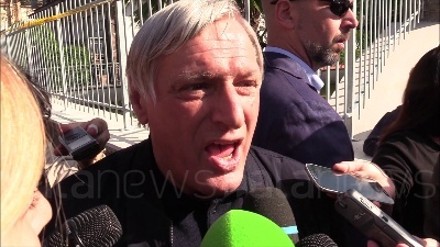 Scene from Rosario Salvini, Don Ciotti: "Non ho parole. Mortificante usare Dio"