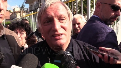 Scene from Rosario Salvini, Don Ciotti: "Non ho parole. Mortificante usare Dio"