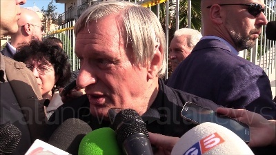 Scene from Rosario Salvini, Don Ciotti: "Non ho parole. Mortificante usare Dio"
