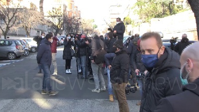 Scene from Vaccino Moderna è arrivato all'Istituto superiore di Sanità