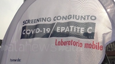 Scene from Coronavirus, test gratis a Milano: "C'è voglia di prevenzione, la gente va via soddisfatta"