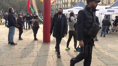 Scene from Coronavirus, test gratis a Milano: "C'è voglia di prevenzione, la gente va via soddisfatta"
