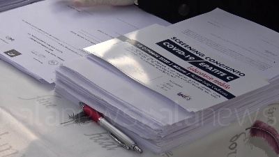Scene from Coronavirus, test gratis a Milano: "C'è voglia di prevenzione, la gente va via soddisfatta"